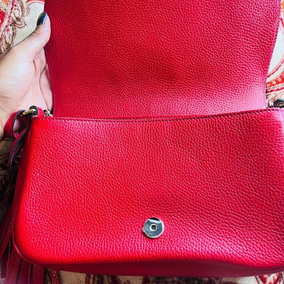 Gucci Soho Pebbled Calfskin Medium Flap Leather Shoulder Bag - Picture 4 of 6